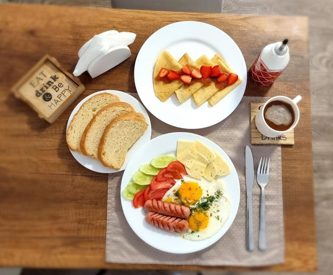 Girgola Bed and Breakfast Mestia Eksteriør billede