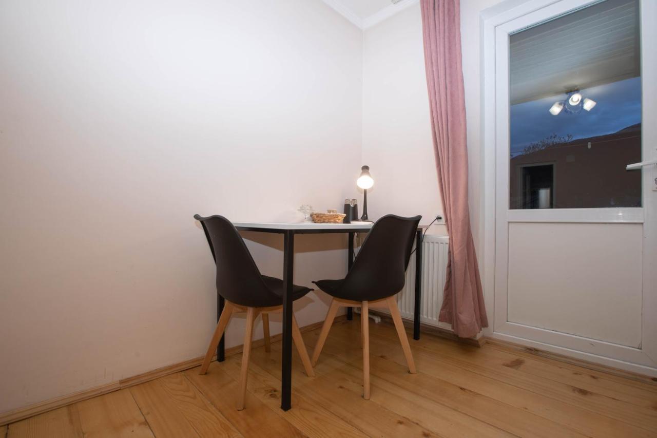 Girgola Bed and Breakfast Mestia Eksteriør billede